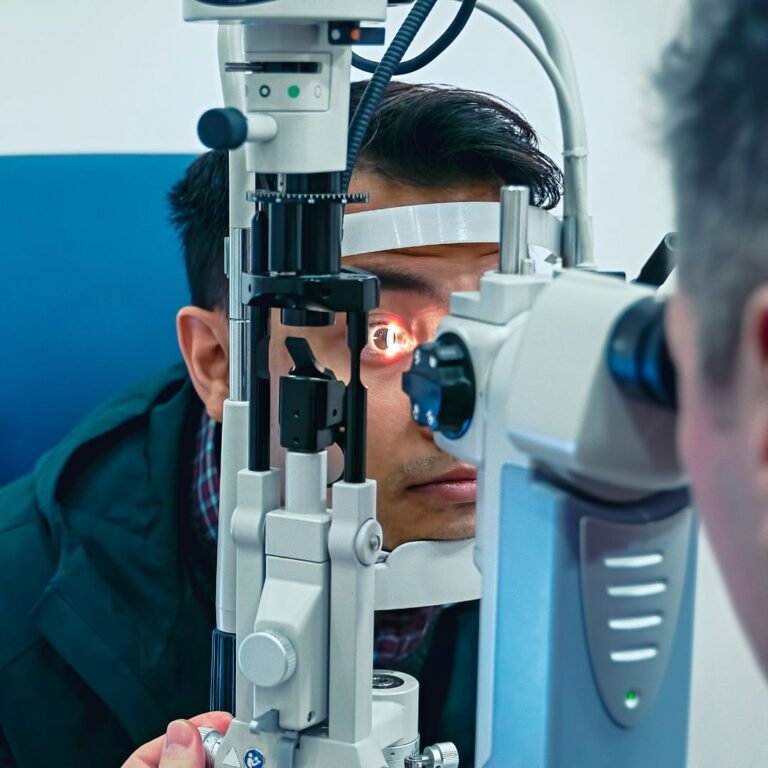 Risks and Benefits of Eye Operation for Removing Spectacles